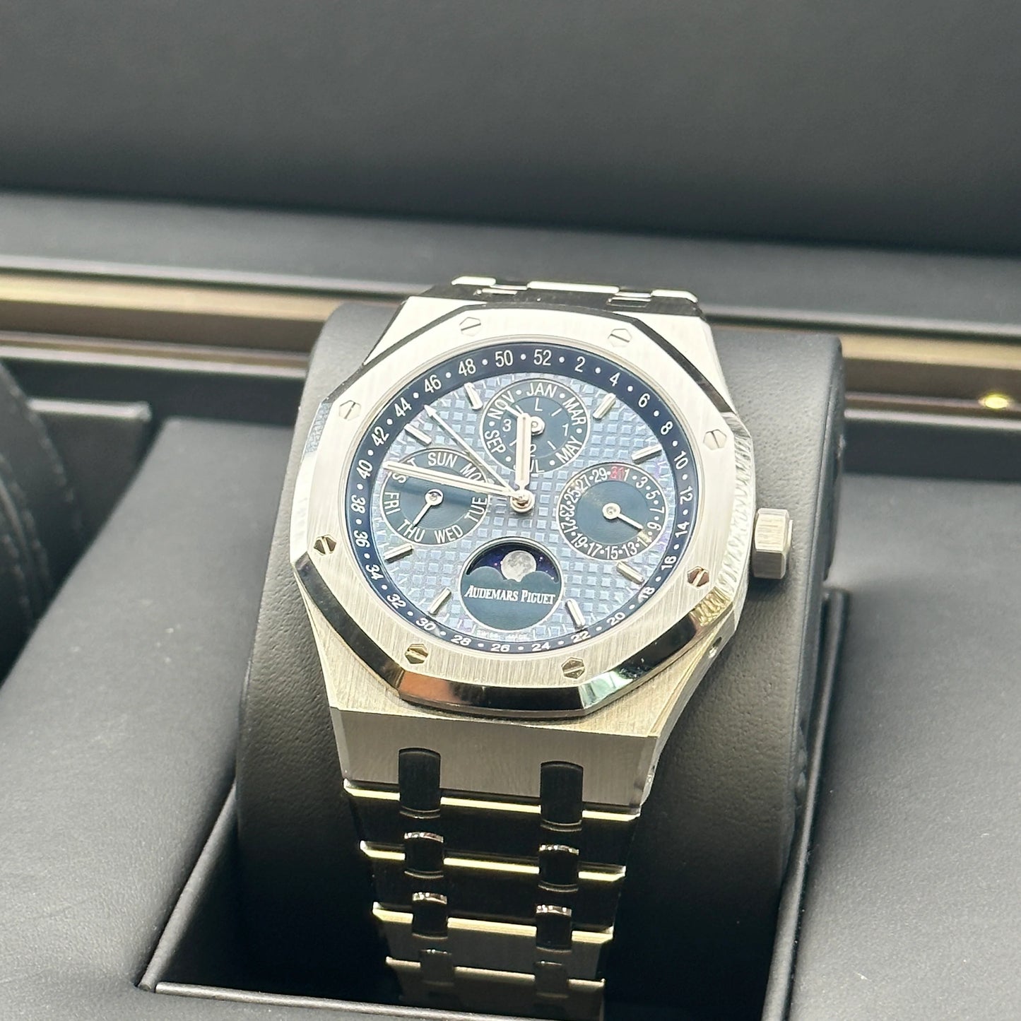 Men’s Audemars Piguet Royal Oak Perpetual Calendar 26574ST Steel Full Set