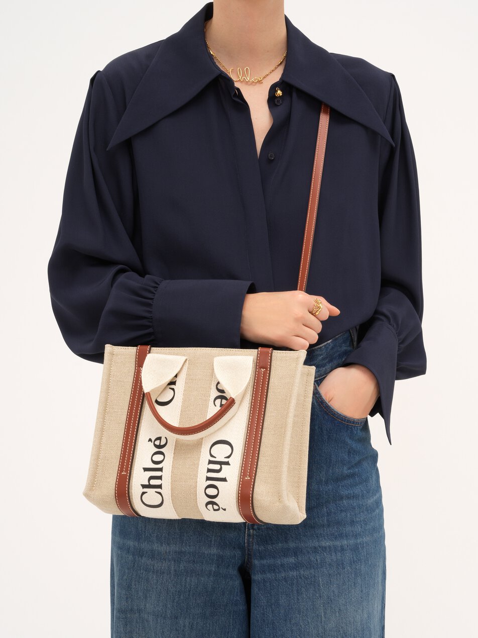 CHLOE Small Woody tote bag in linen White - Brown by CHLOE