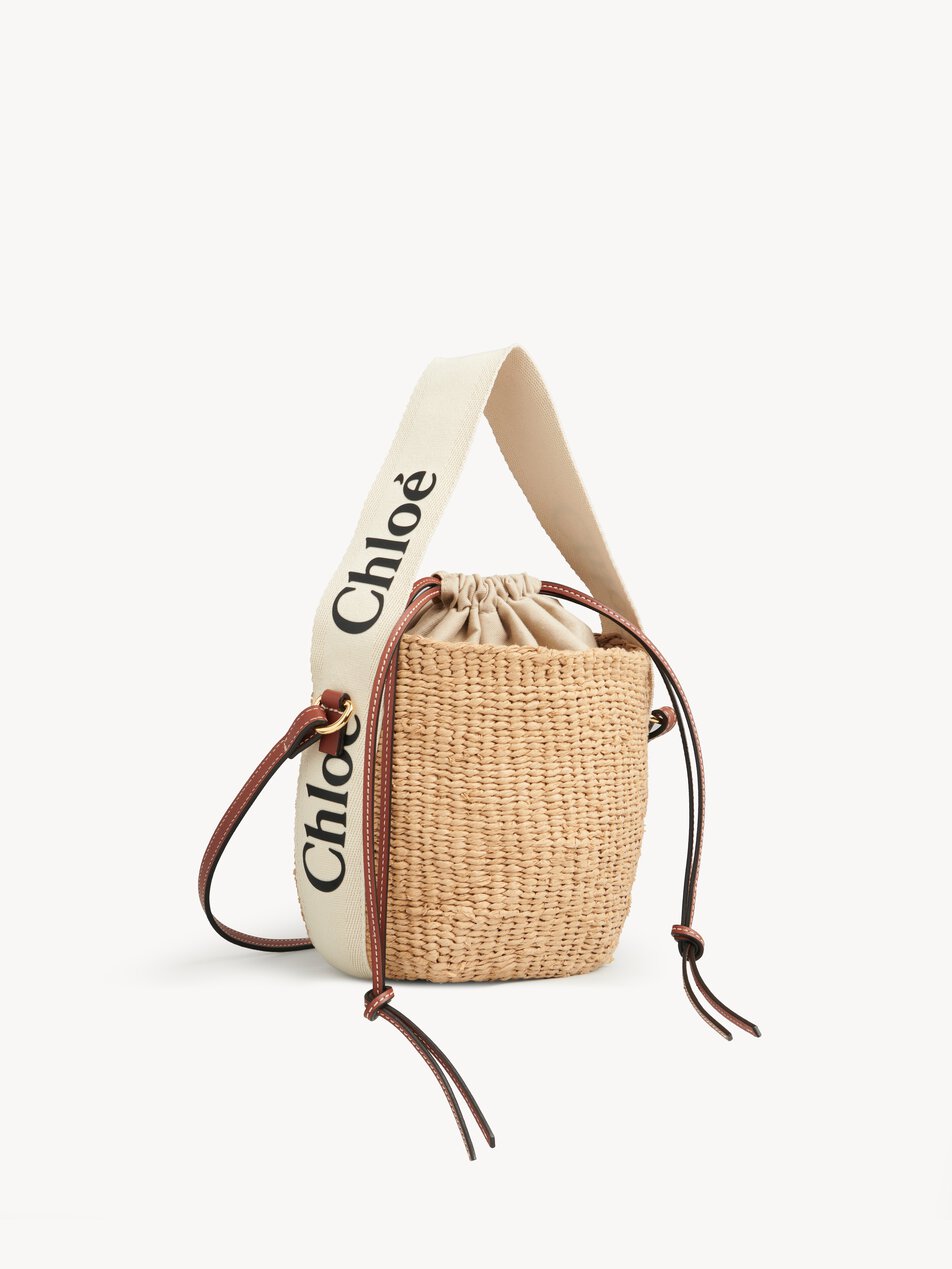 CHLOE Small Woody basket in natural fibers White by CHLOE