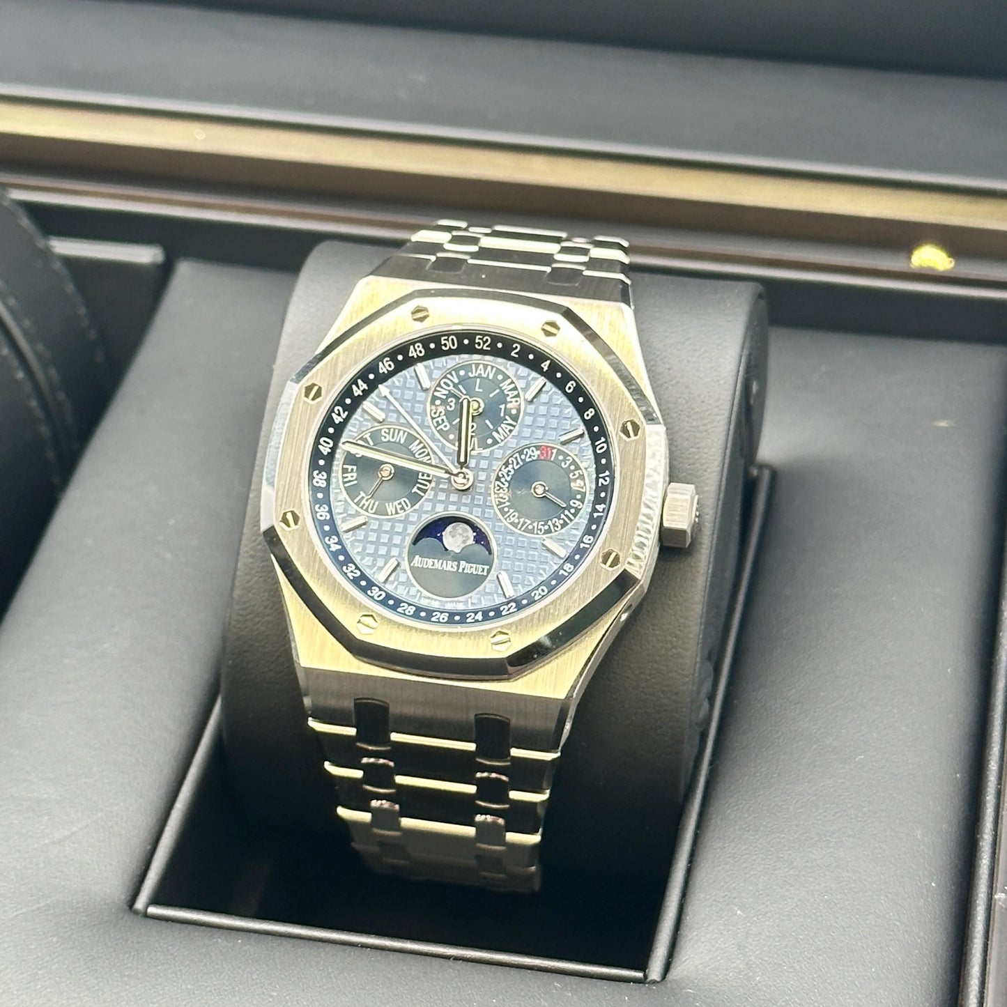 Men’s Audemars Piguet Royal Oak Perpetual Calendar 26574ST Steel Full Set