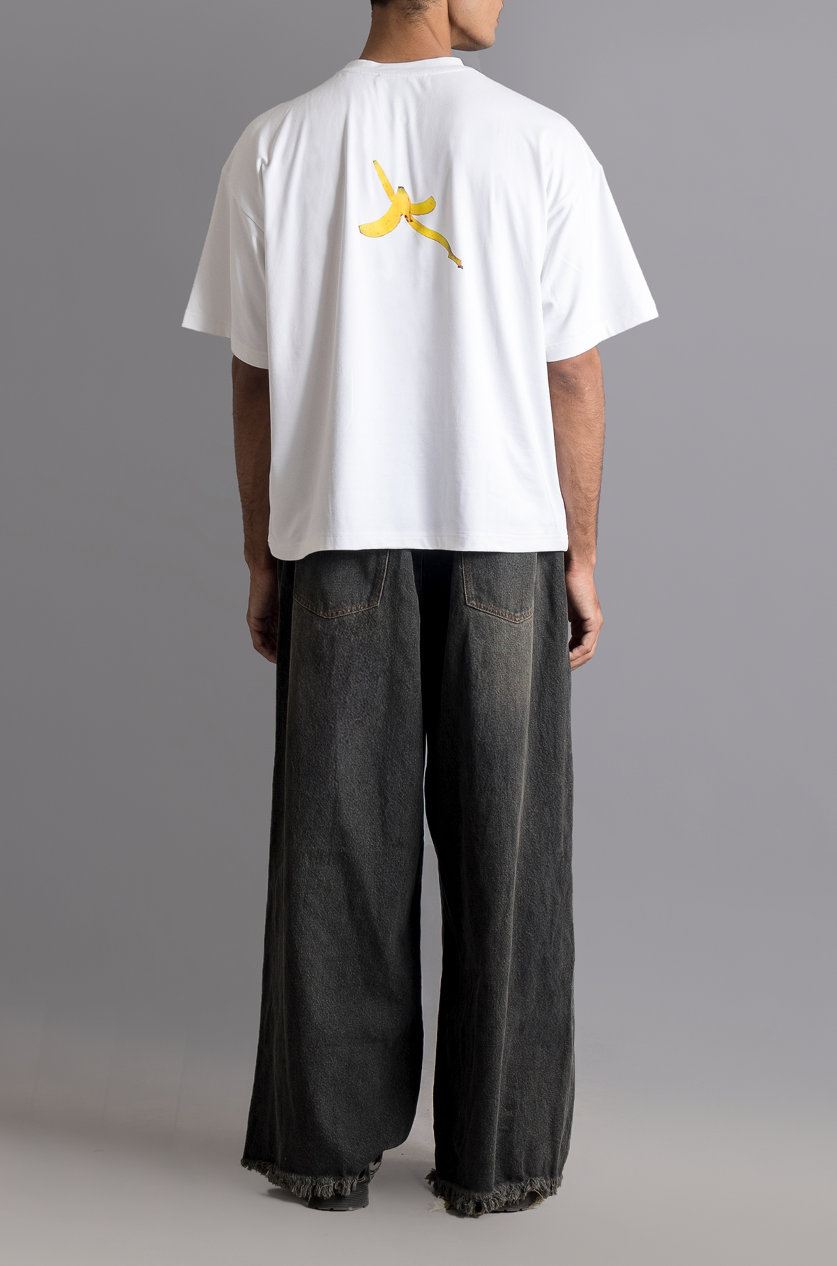 'Garbage bag' T-shirt (White) by HUEMN