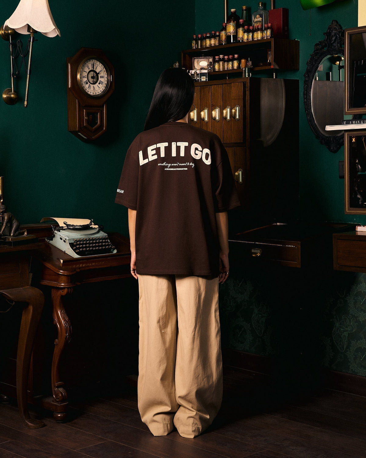 Closure Tee Brown by DEADBEAR