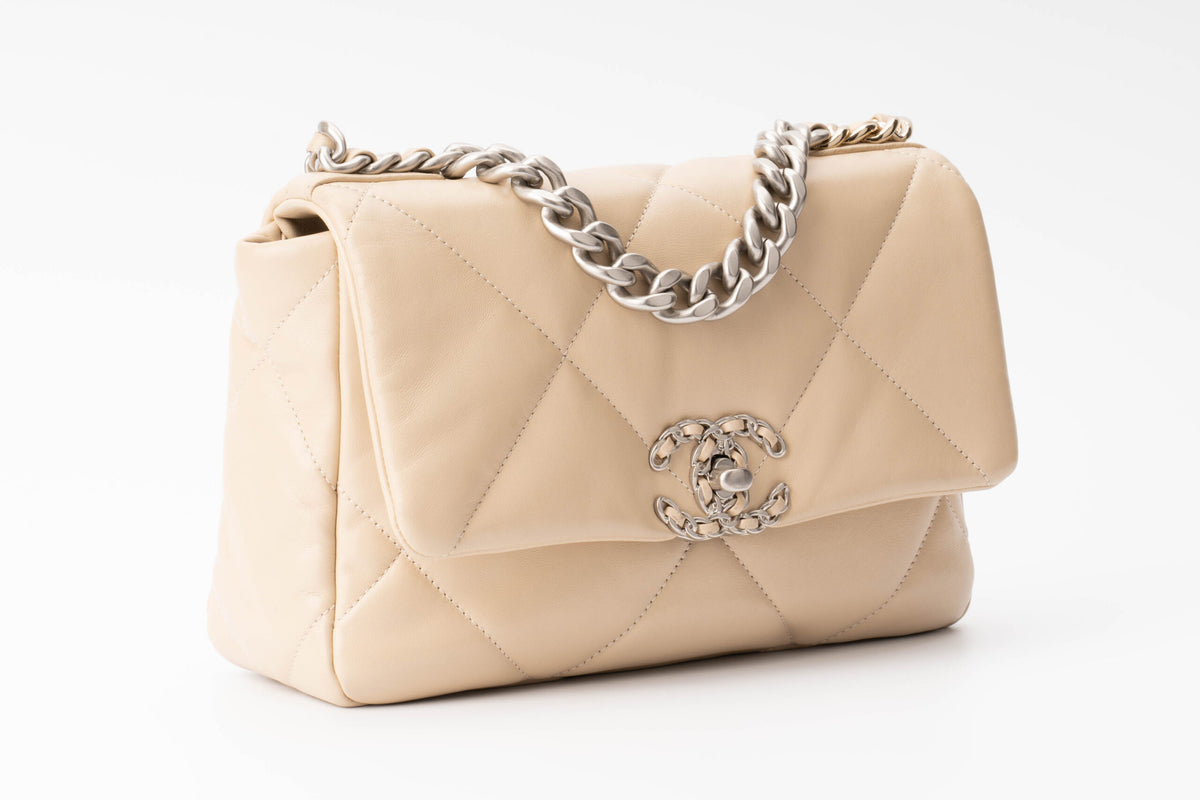 Chanel Medium 19 Beige Calfskin Mixed Hardware - view 2