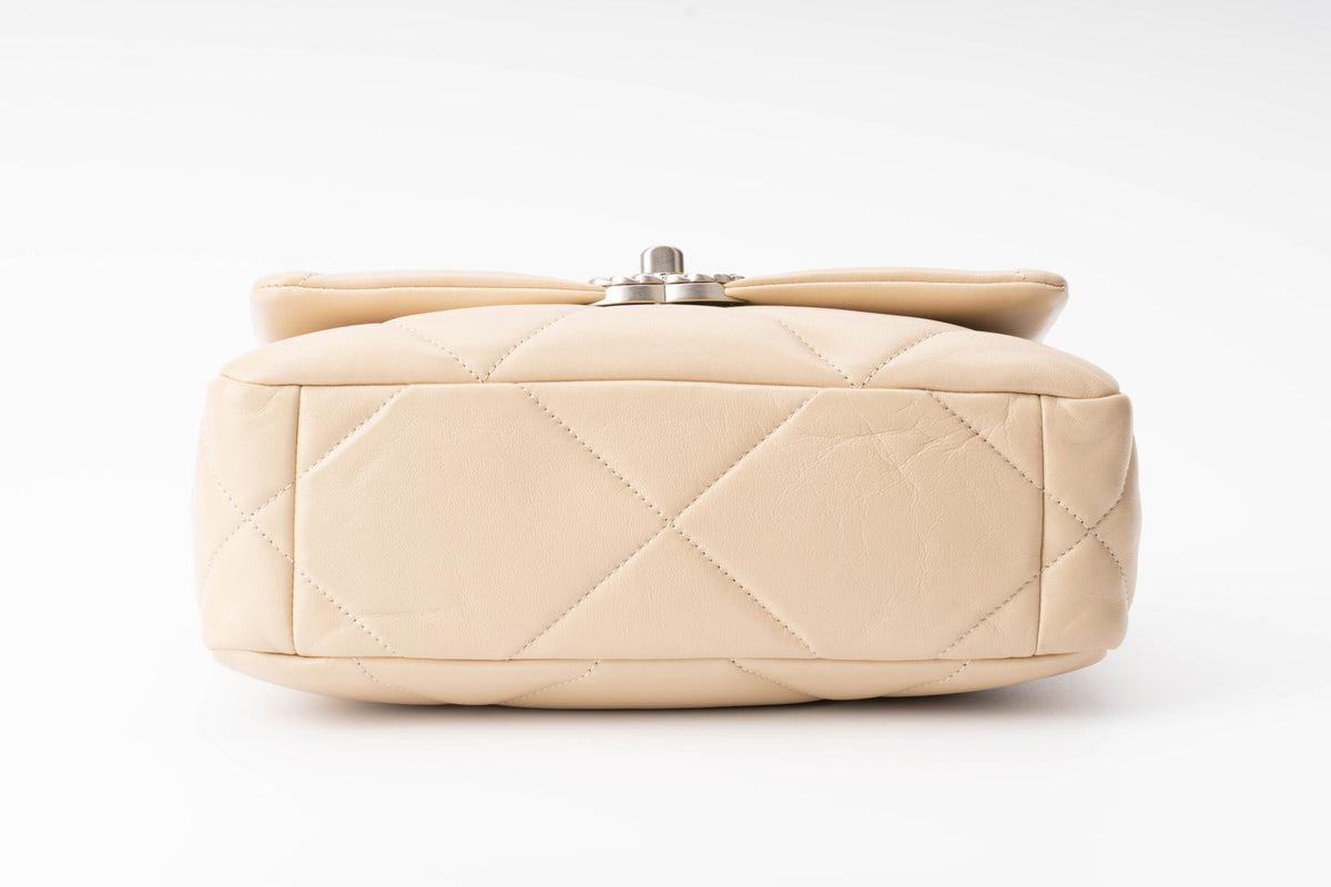 Chanel Medium 19 Beige Calfskin Mixed Hardware - view 6