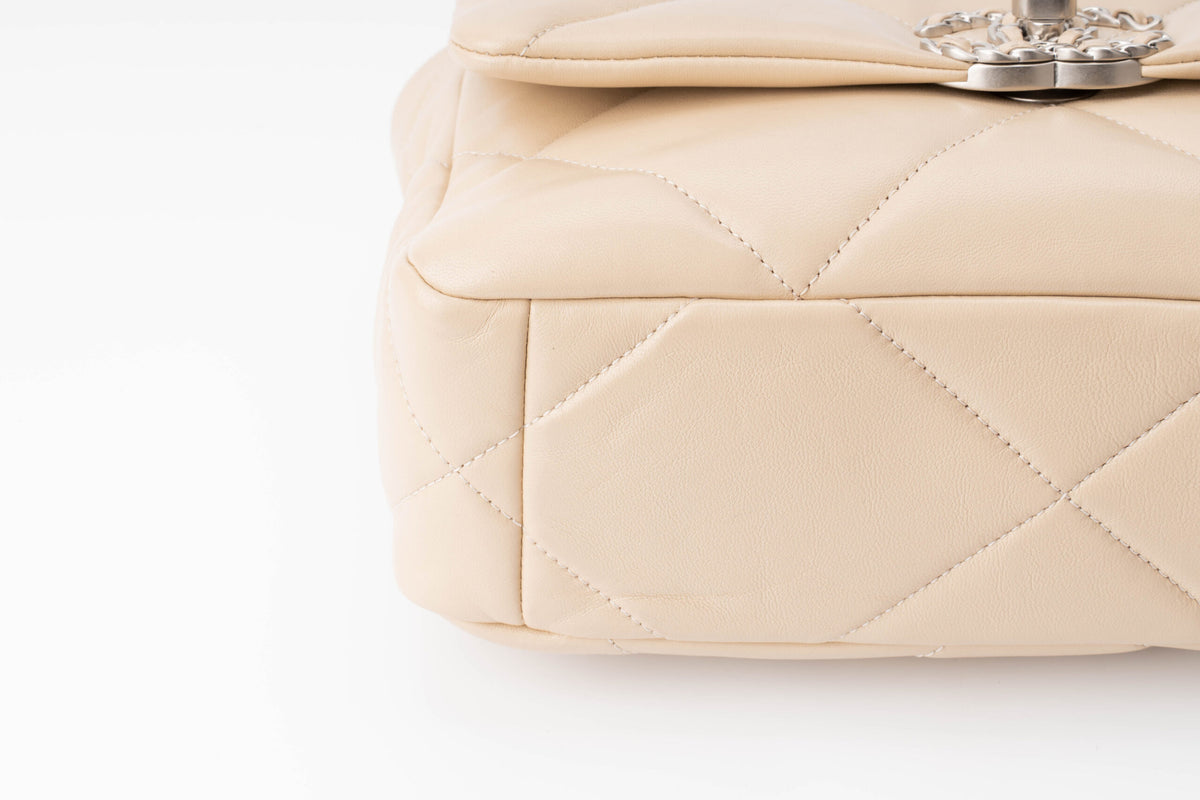 Chanel Medium 19 Beige Calfskin Mixed Hardware - view 8