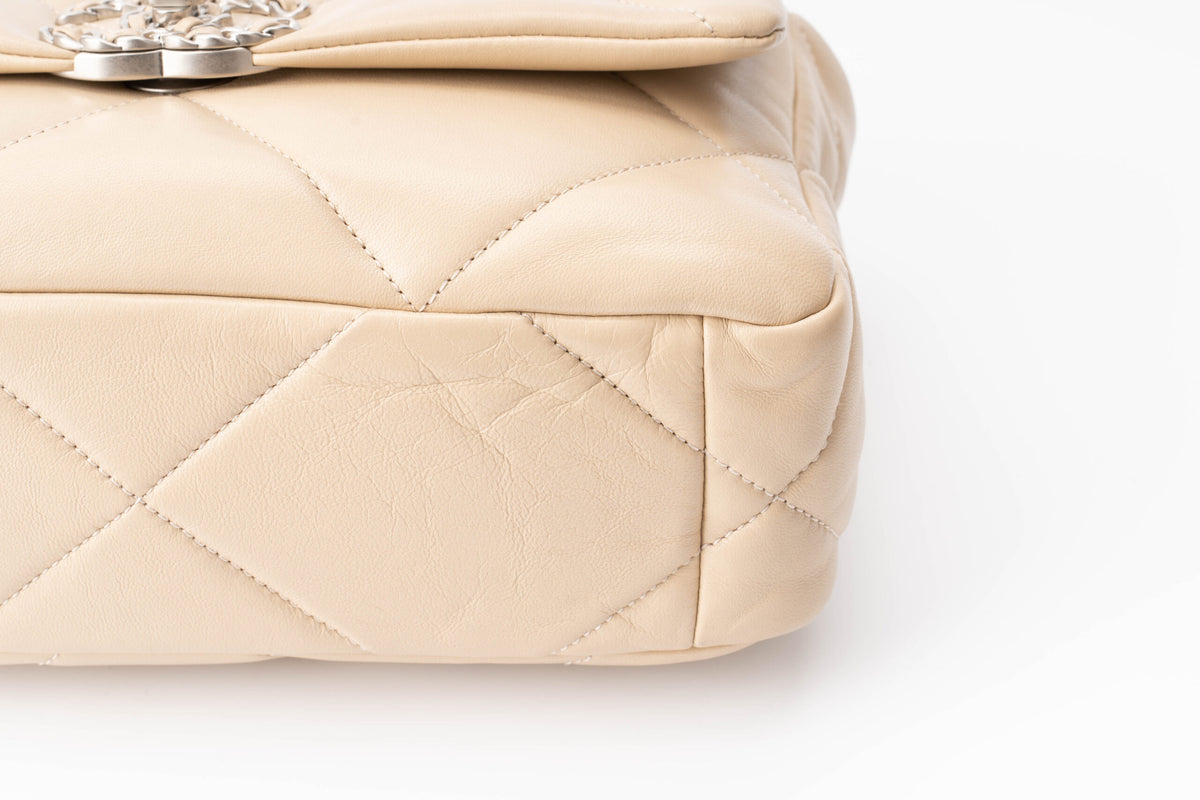 Chanel Medium 19 Beige Calfskin Mixed Hardware - view 7