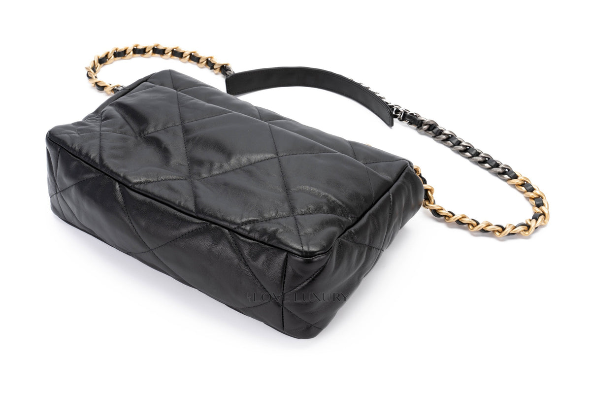 Chanel Medium 19 Black Goatskin Mixed Hardware - view 14