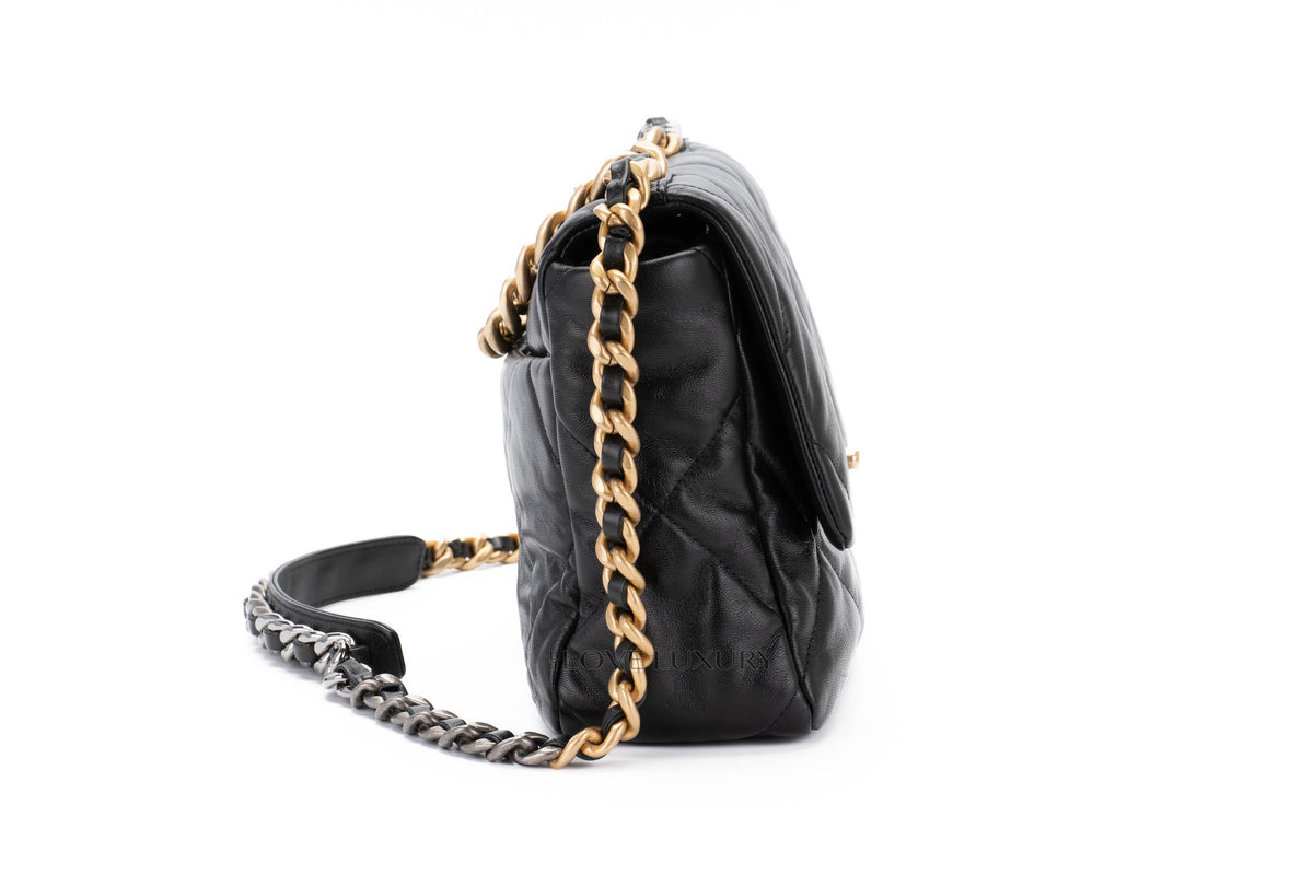 Chanel Medium 19 Black Goatskin Mixed Hardware - view 5
