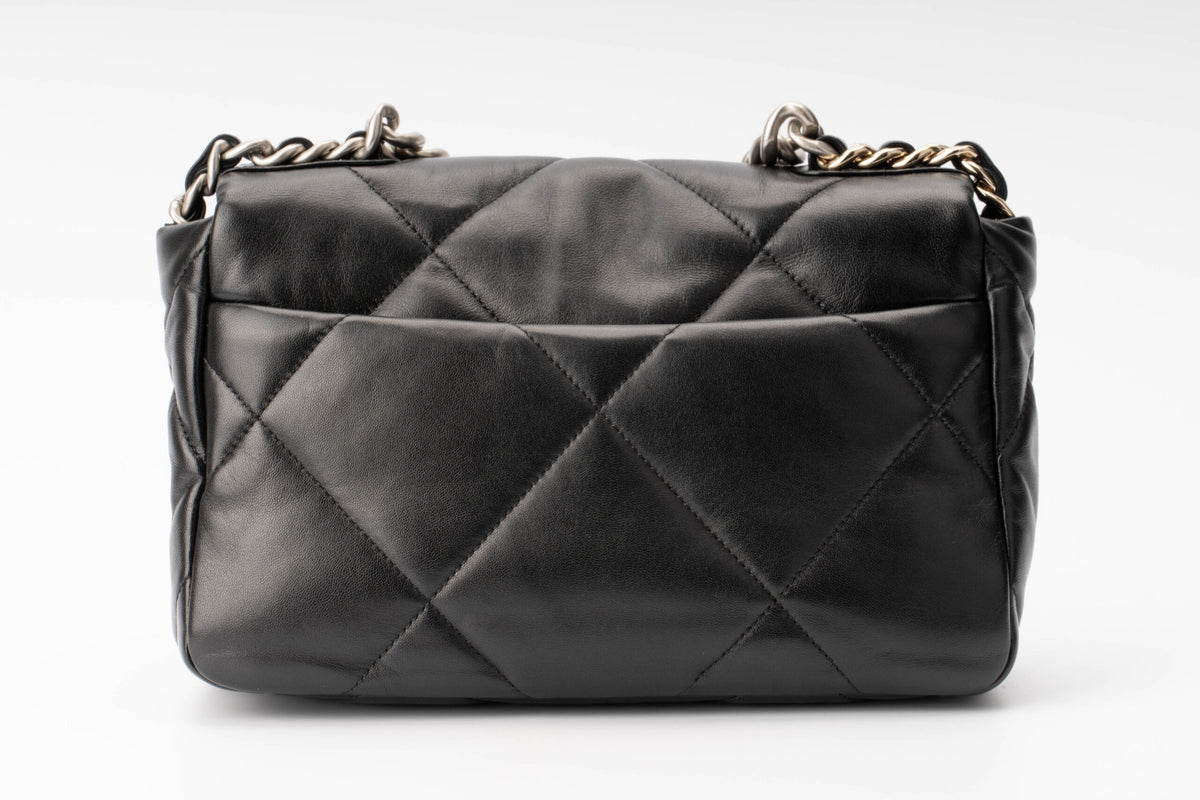 Chanel Medium 19 Black Lambskin - view 3