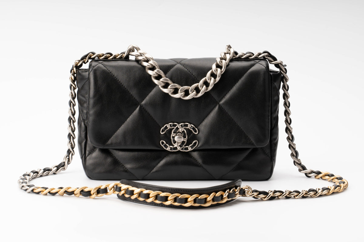 Chanel Medium 19 Black Lambskin - view 8
