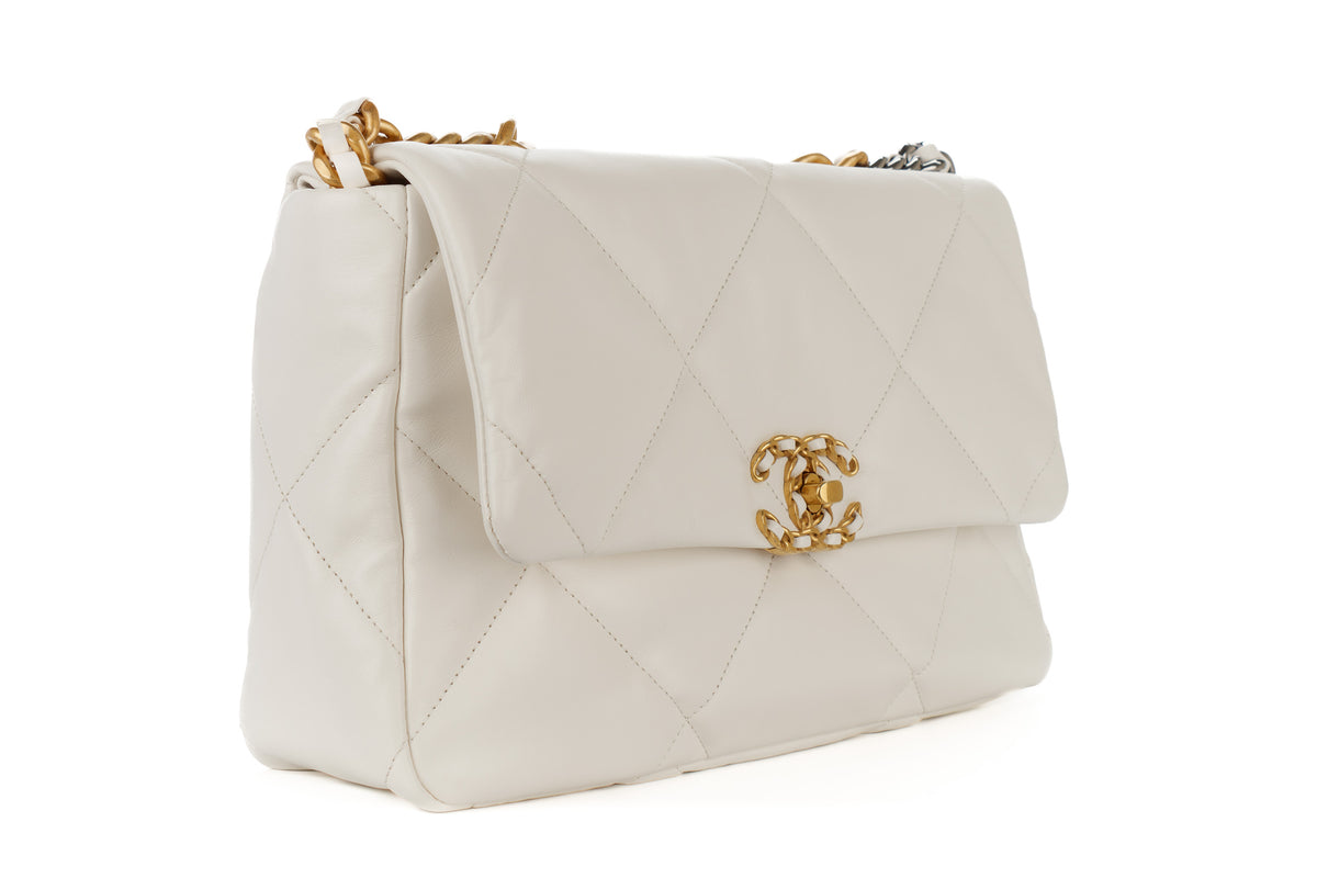 Chanel Large 19 Chain White Lambskin Gold Hardware - view 2