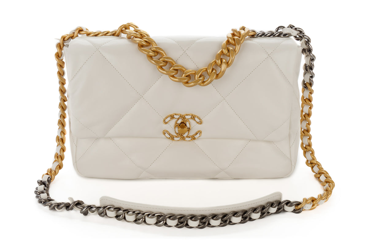Chanel Large 19 Chain White Lambskin Gold Hardware - view 8