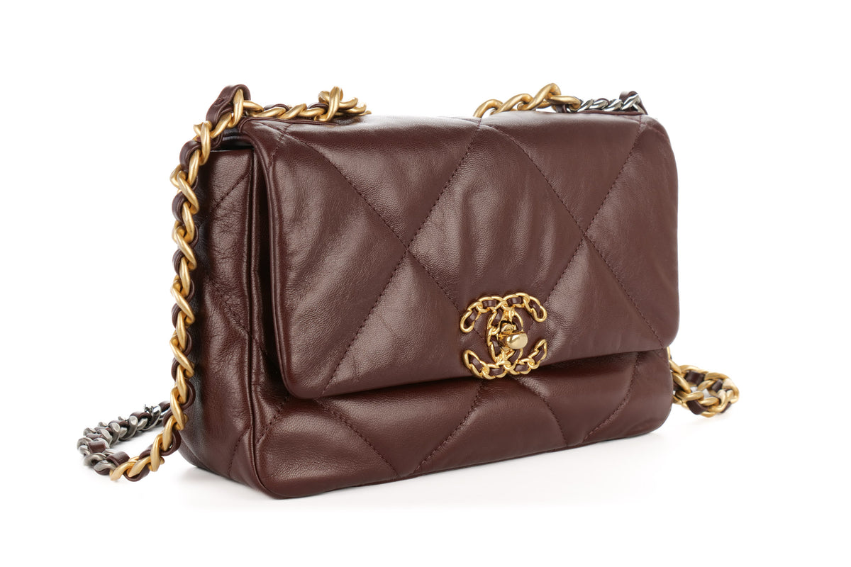 Chanel Medium 19 Burgundy Gold Hardware - view 2