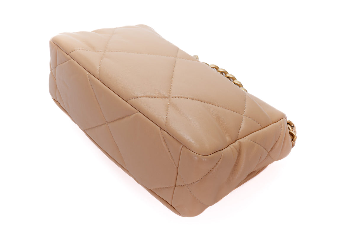 Chanel Medium 19 Beige Lambskin Two-Tone Hardware - view 14