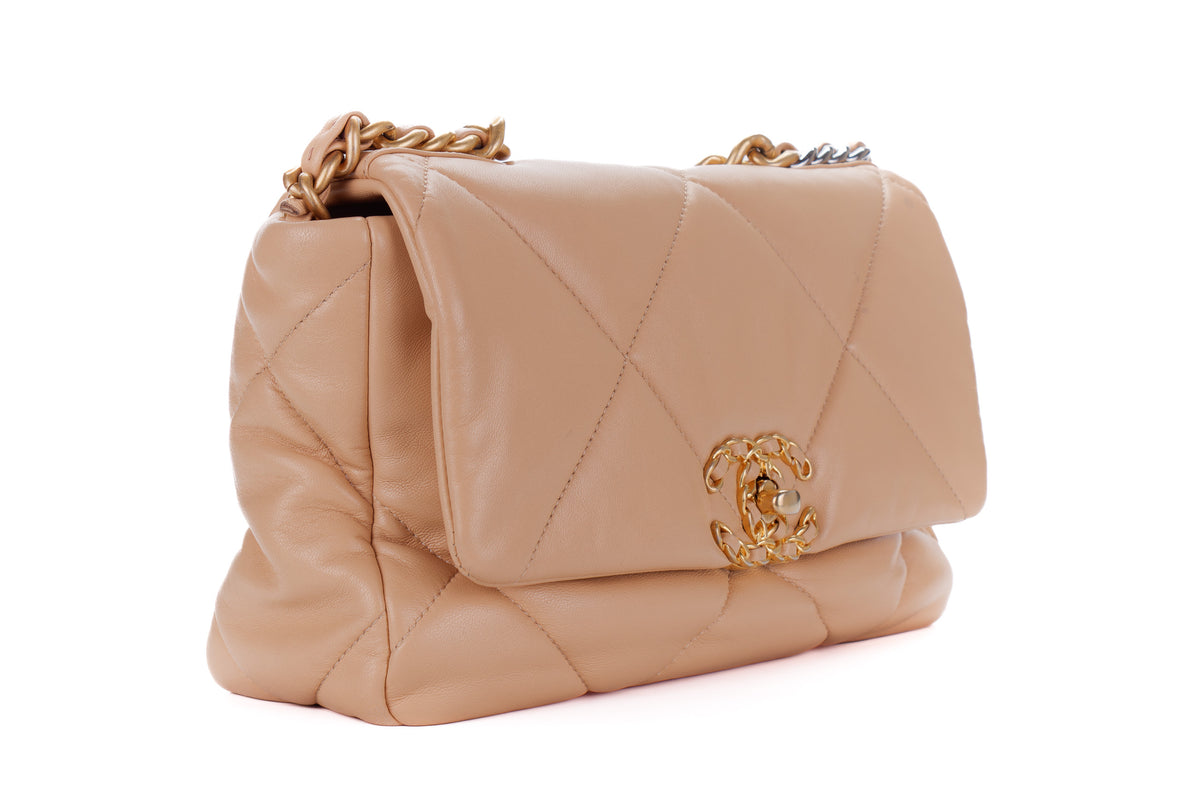 Chanel Medium 19 Beige Lambskin Two-Tone Hardware - view 2