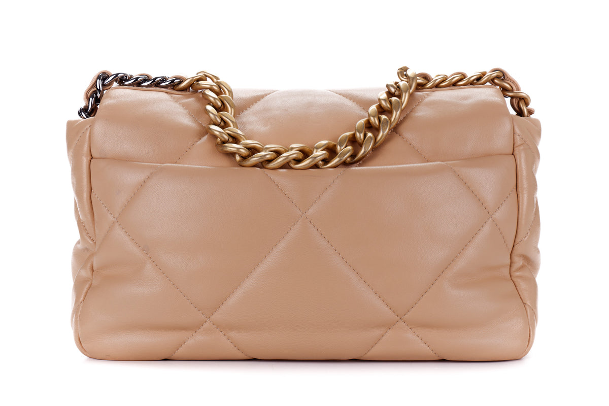 Chanel Medium 19 Beige Lambskin Two-Tone Hardware - view 3