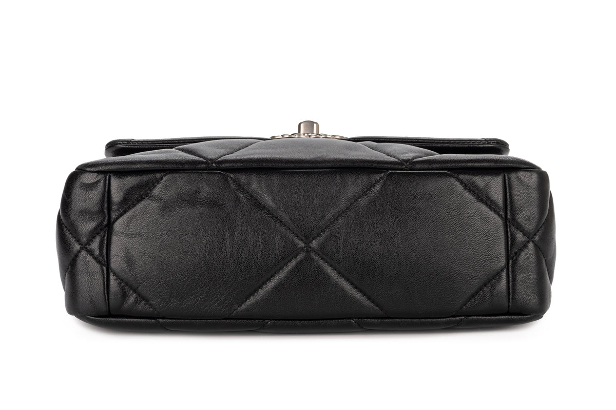 Chanel Medium 19 Black Lambskin Mixed Hardware - view 6