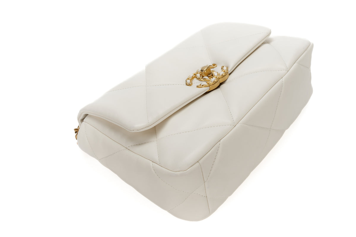 Chanel Medium 19 White Goatskin Mixed Gold Hardware - view 11