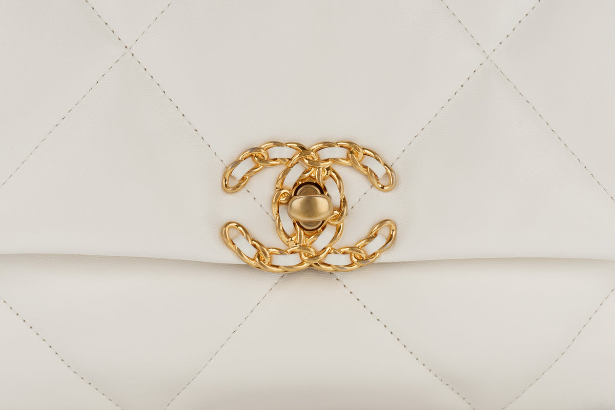 Chanel Medium 19 White Goatskin Mixed Gold Hardware - view 7