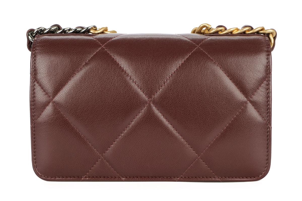 Chanel 19 Wallet On Chain Burgundy Lambskin Mixed Hardware - view 3