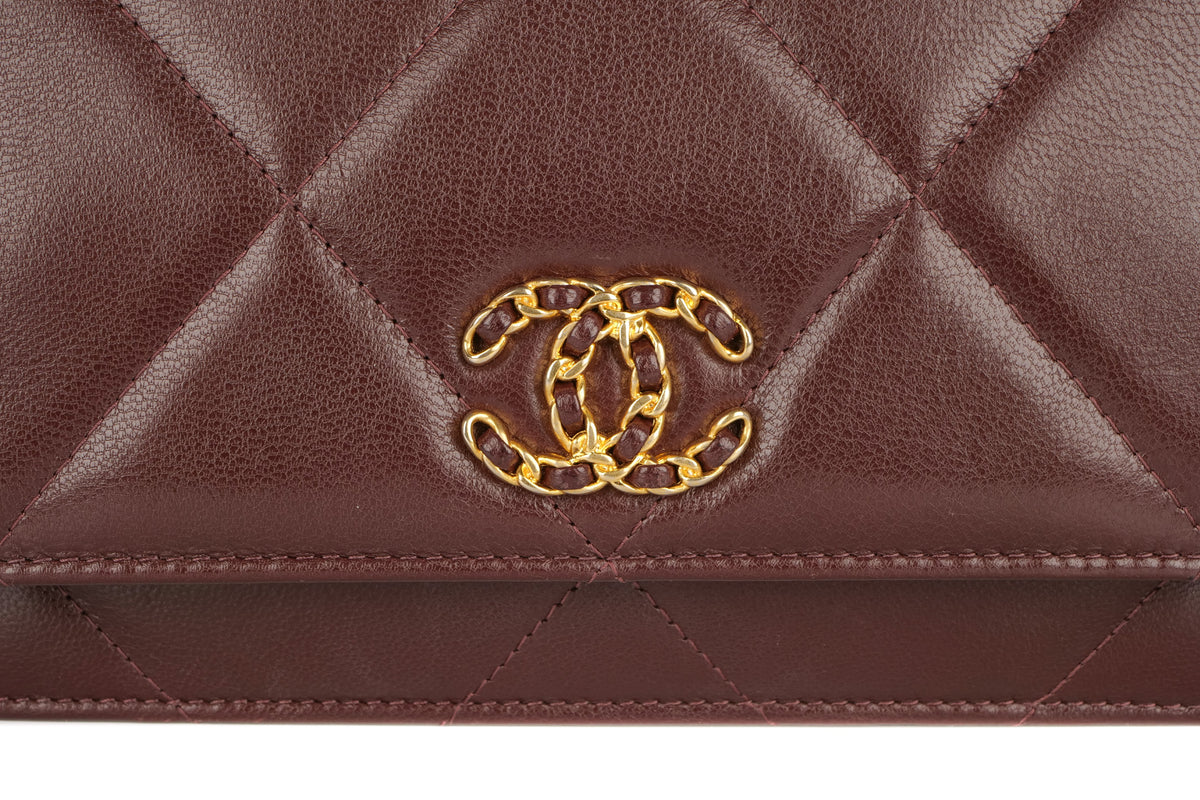 Chanel 19 Wallet On Chain Burgundy Lambskin Mixed Hardware - view 7