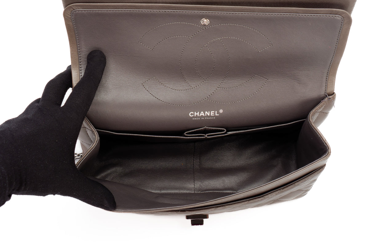 Chanel 2.55 Reissue 227 Grey Lambskin Silver Hardware - view 11
