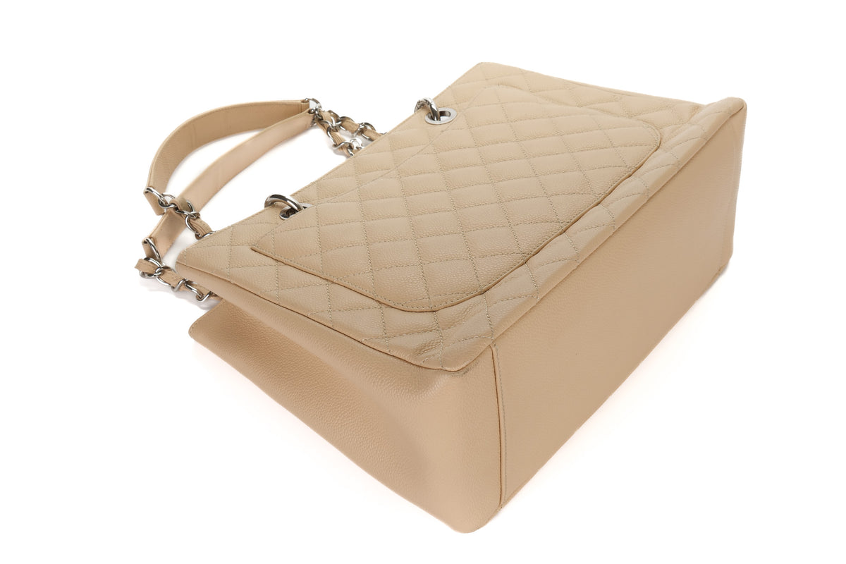 Chanel Tote Grand Shopping Beige Caviar Silver Hardware - view 11