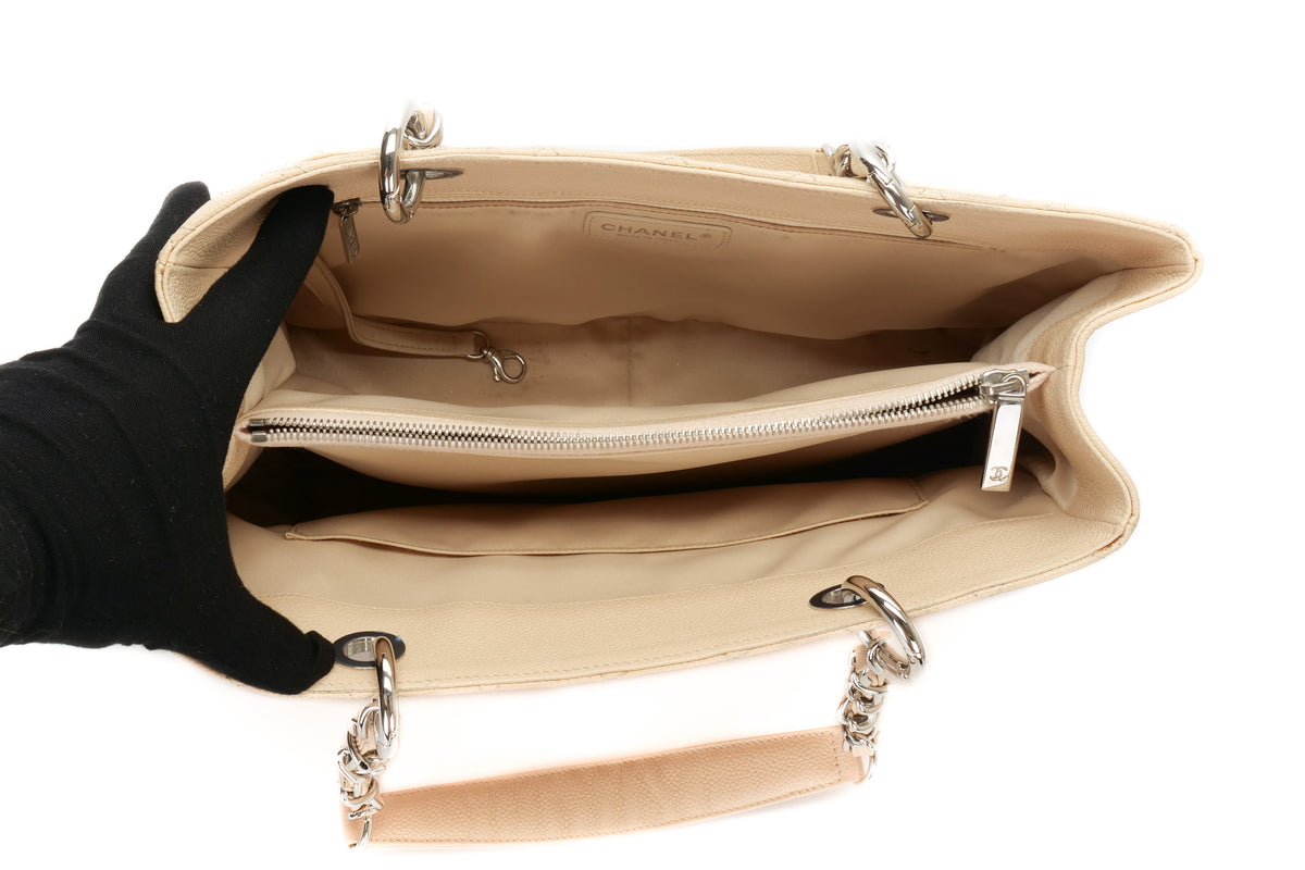 Chanel Tote Grand Shopping Beige Caviar Silver Hardware - view 7