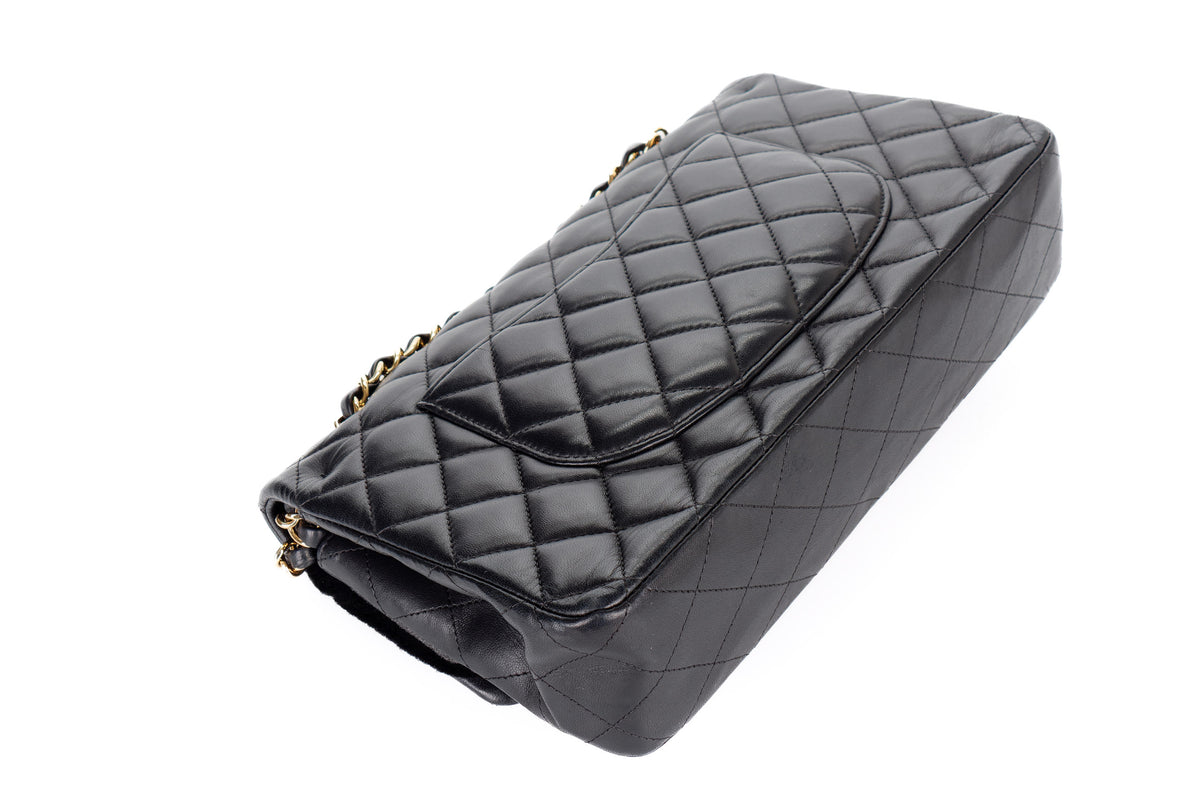 Chanel Medium Classic Flap Black Lambskin Gold Hardware - view 14