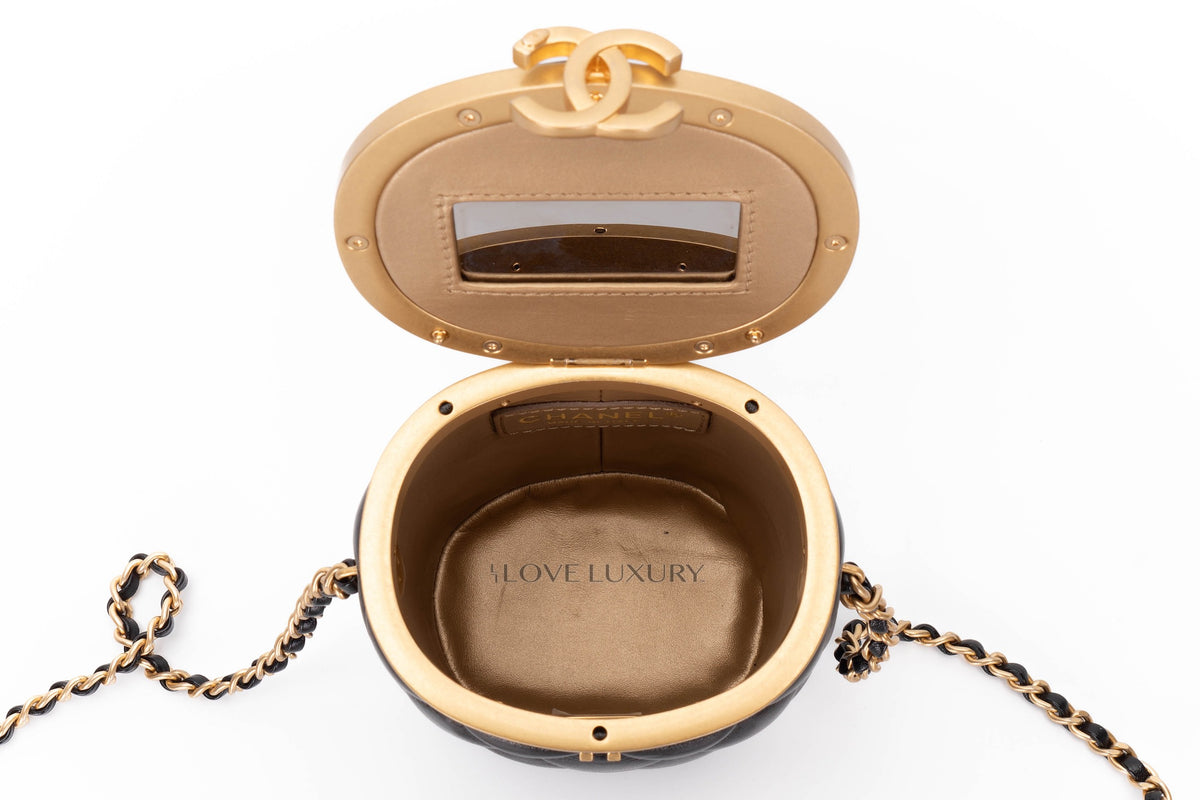 Chanel Vanity Quilted Black Bucket Cross Body Gold Hardware - view 9