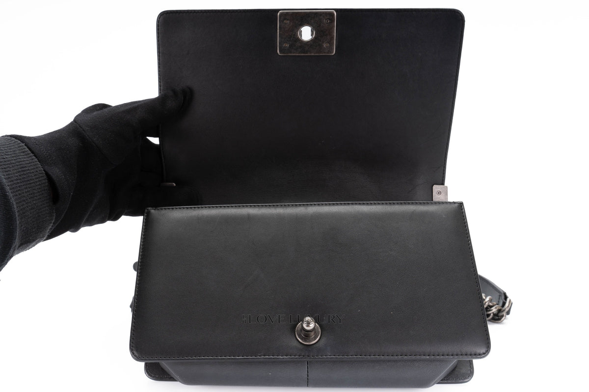 Chanel Boy Black Lambskin Ruthenium Hardware - view 10