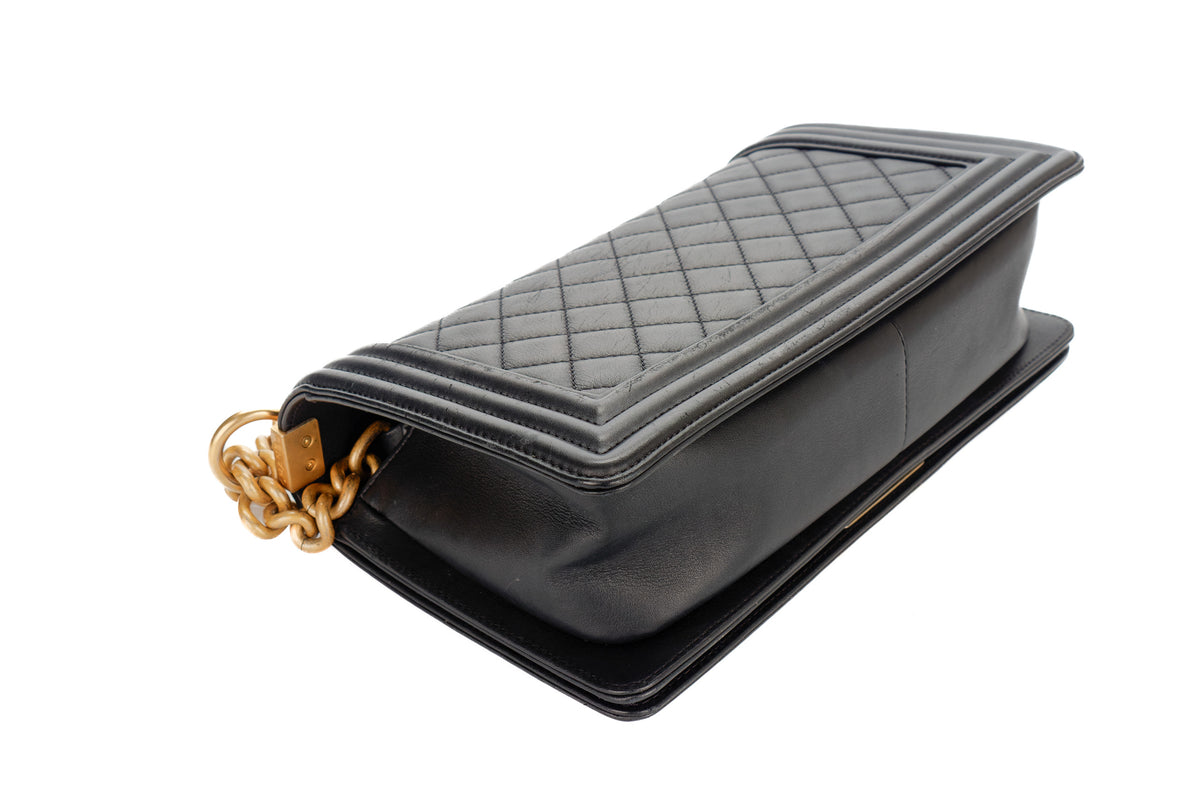 Chanel Medium Boy Black Lambskin Gold Hardware - view 16
