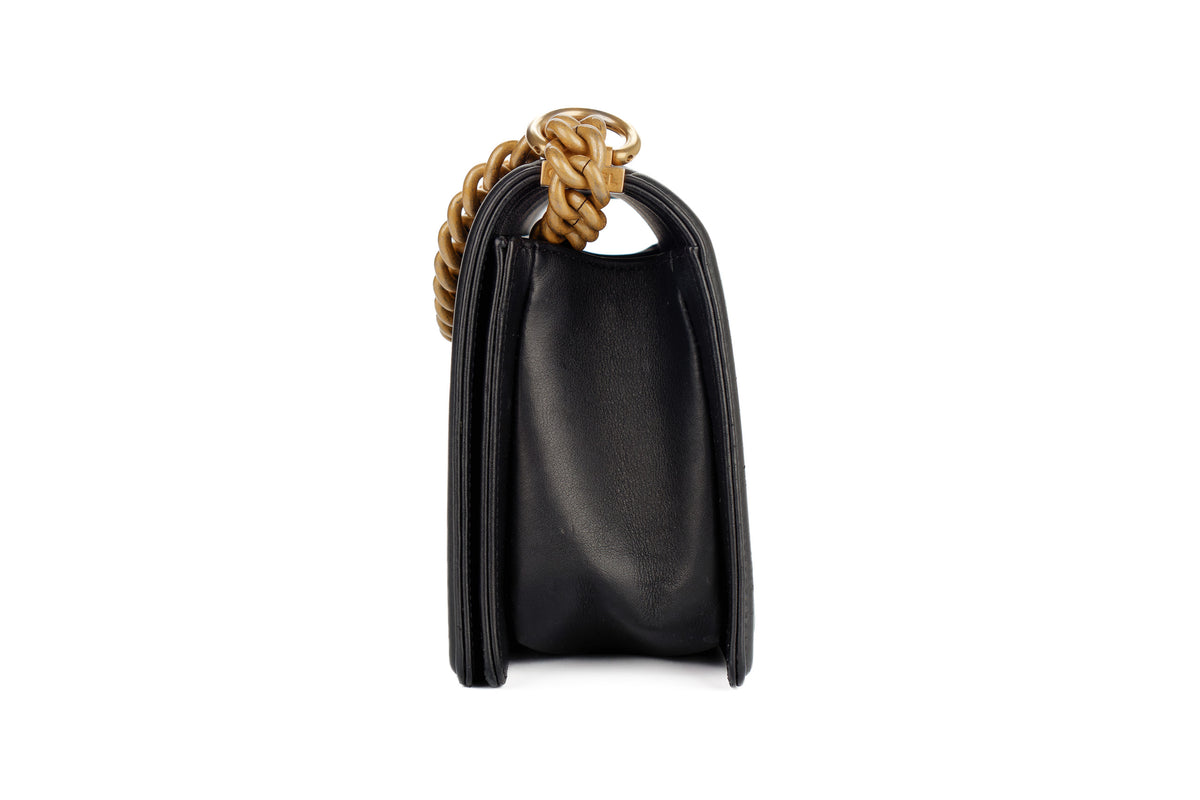 Chanel Medium Boy Black Lambskin Gold Hardware - view 4
