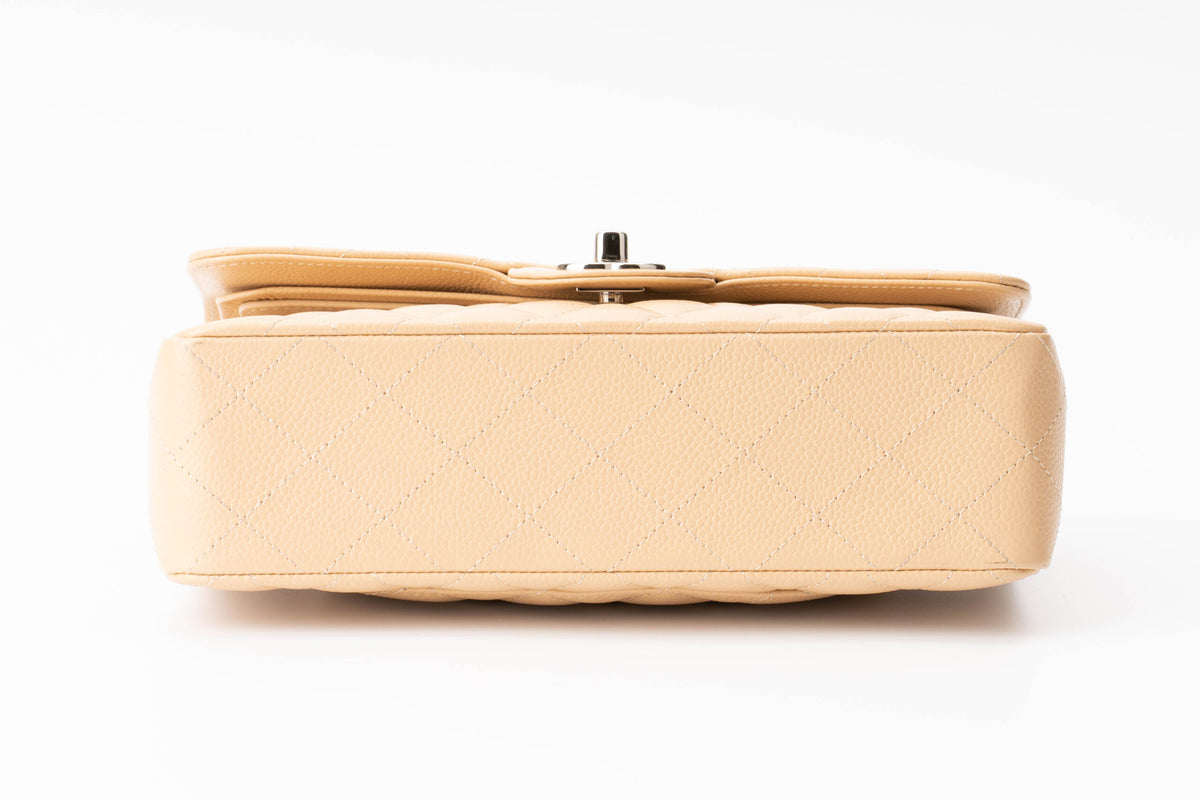 Chanel Small Classic Flap Beige Caviar - view 5