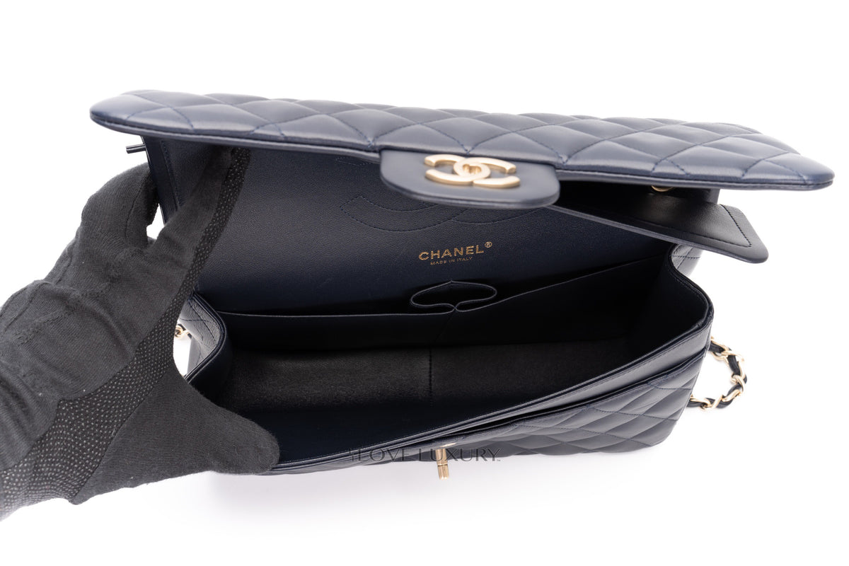 Chanel Jumbo Classic Flap Navy Caviar Champagne Hardware - view 11