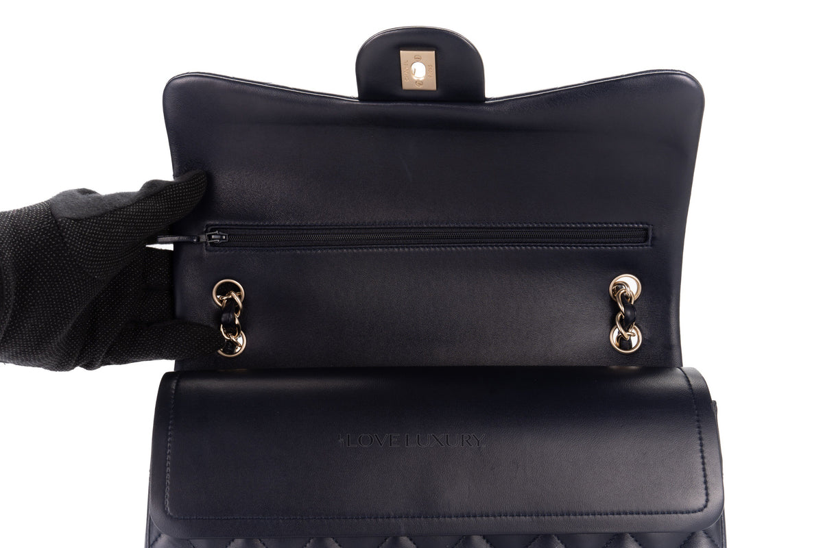Chanel Jumbo Classic Flap Navy Caviar Champagne Hardware - view 9