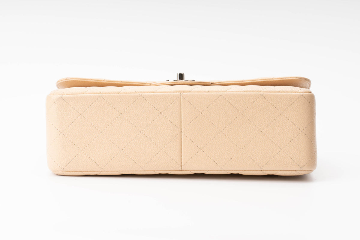 Chanel Jumbo Classic Flap Beige Clair Caviar - view 6