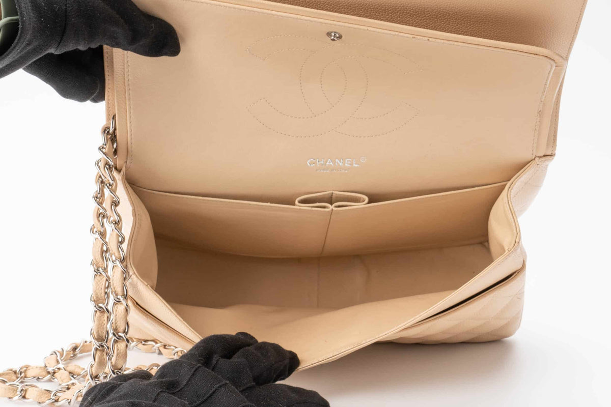 Chanel Jumbo Classic Flap Beige Clair Caviar - view 9