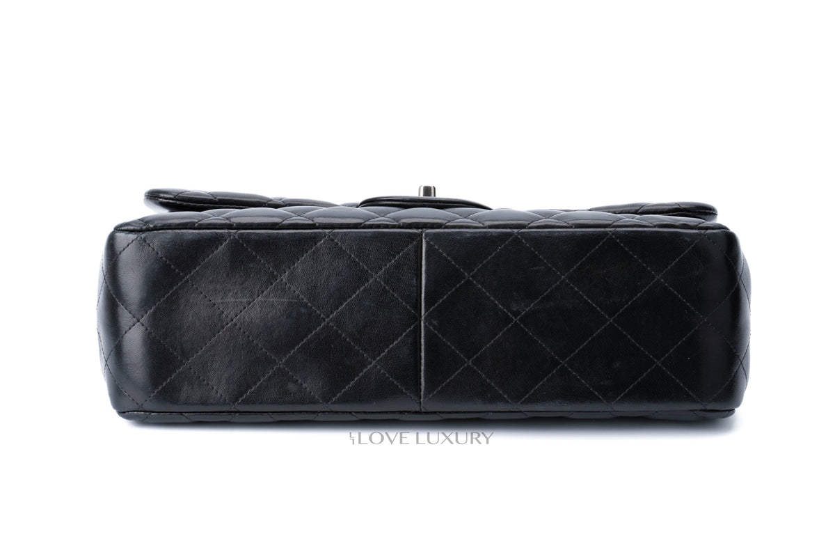 Chanel Jumbo Classic Flap Black Lambskin - view 5
