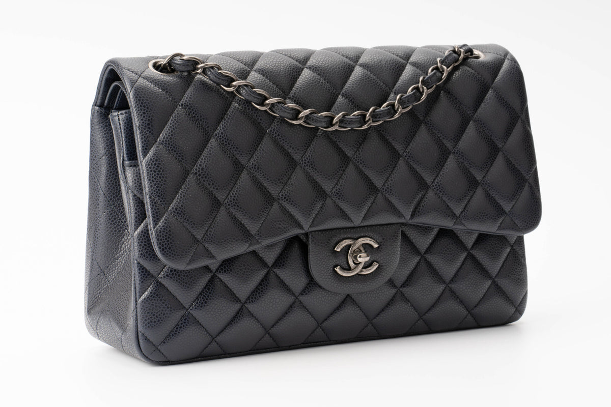Chanel Jumbo Classic Flap Navy Caviar - view 2