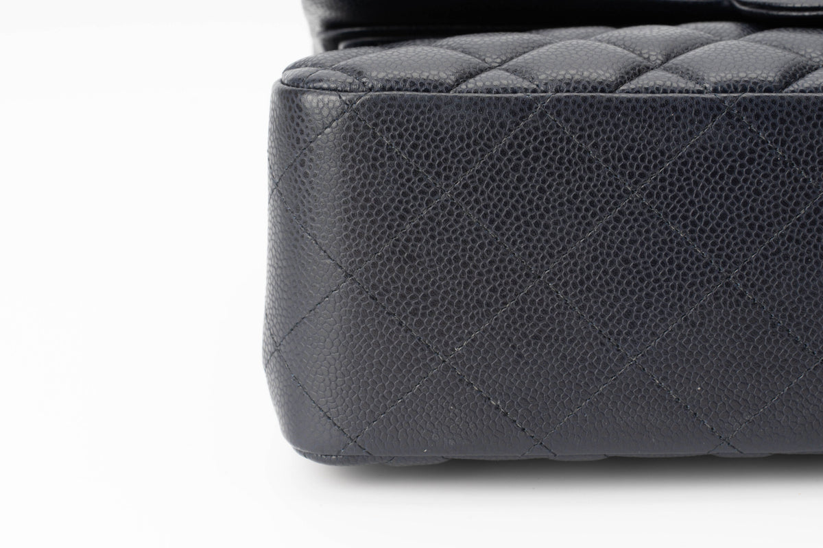 Chanel Jumbo Classic Flap Navy Caviar - view 6