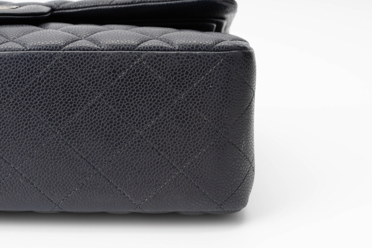 Chanel Jumbo Classic Flap Navy Caviar - view 7