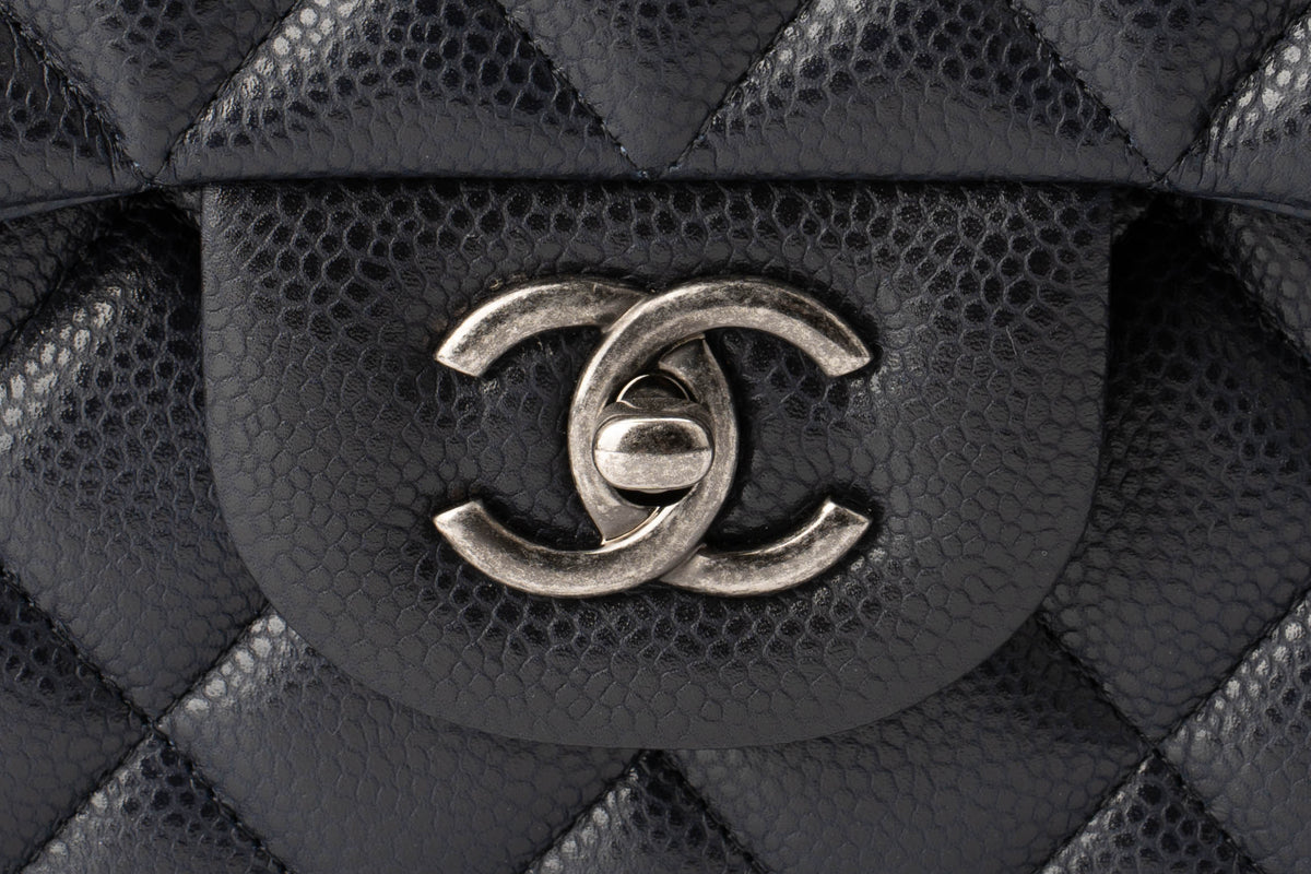 Chanel Jumbo Classic Flap Navy Caviar - view 8