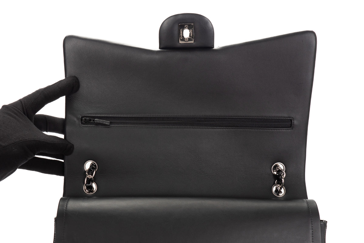Chanel Maxi Classic Flap Black Patent Silver Hardware - view 9