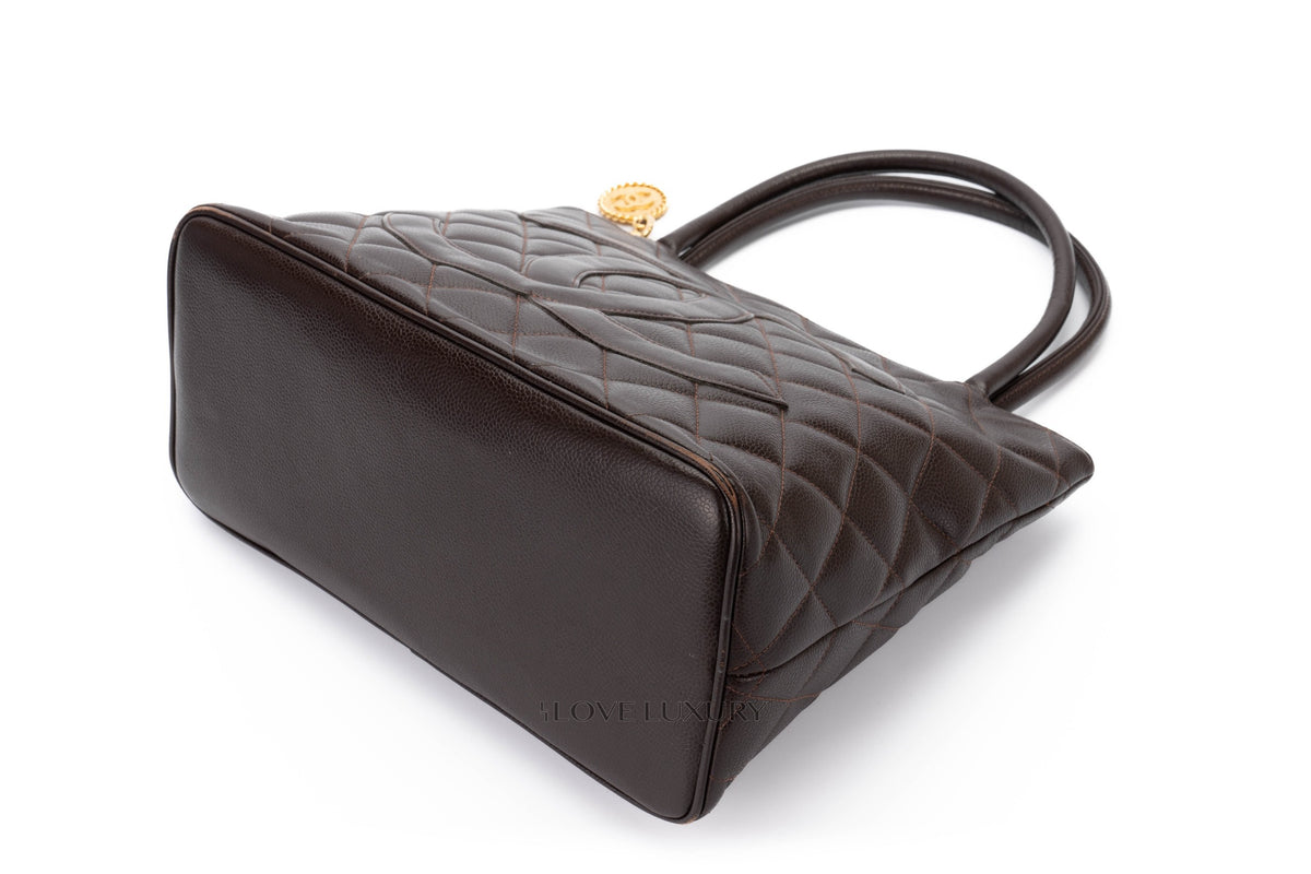 Chanel Tote Quilted Medallion Vintage Brown Caviar - view 14