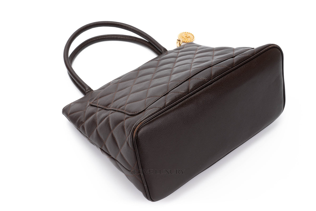 Chanel Tote Quilted Medallion Vintage Brown Caviar - view 13