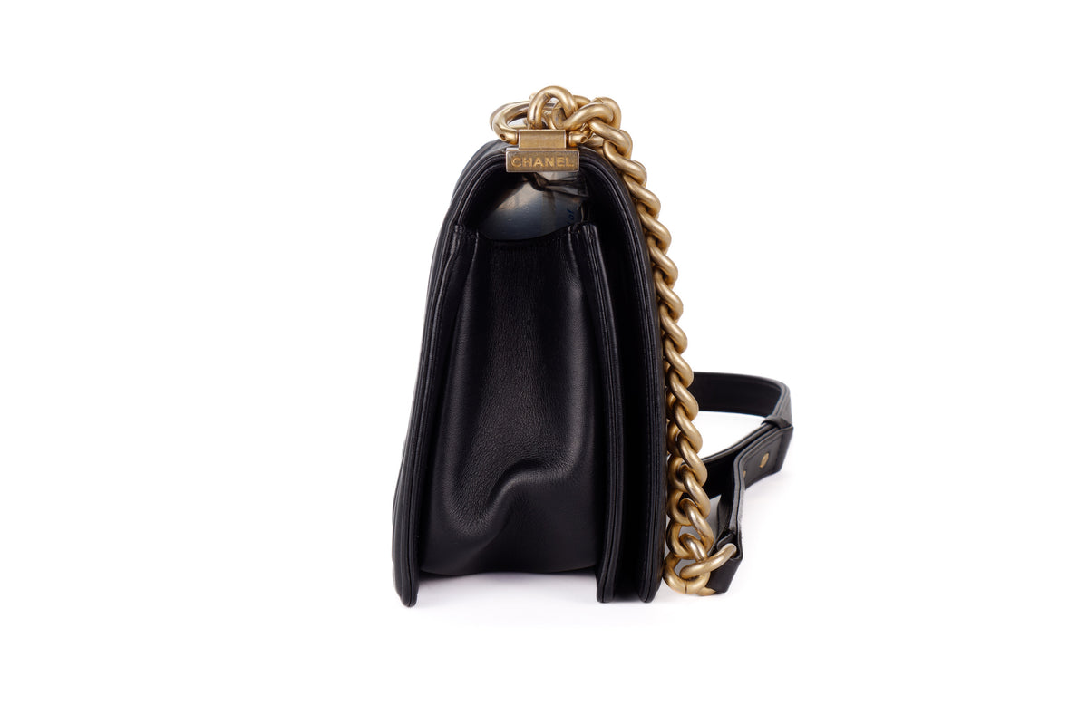 Chanel Medium Boy Black Lambskin Gold Hardware - view 5