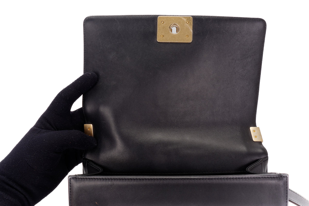Chanel Medium Boy Black Lambskin Gold Hardware - view 9