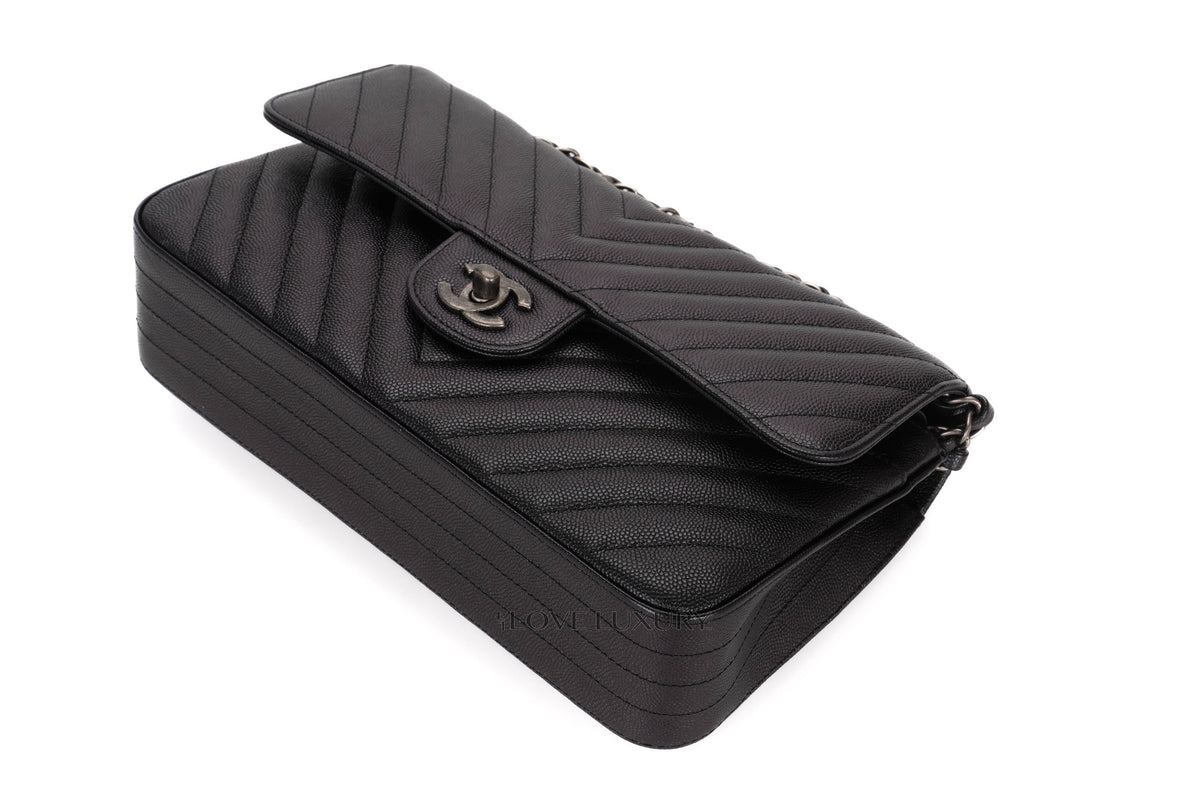 Chanel Medium Bag Chevron Black Iridescent Caviar Ruthenium Hardware - view 13