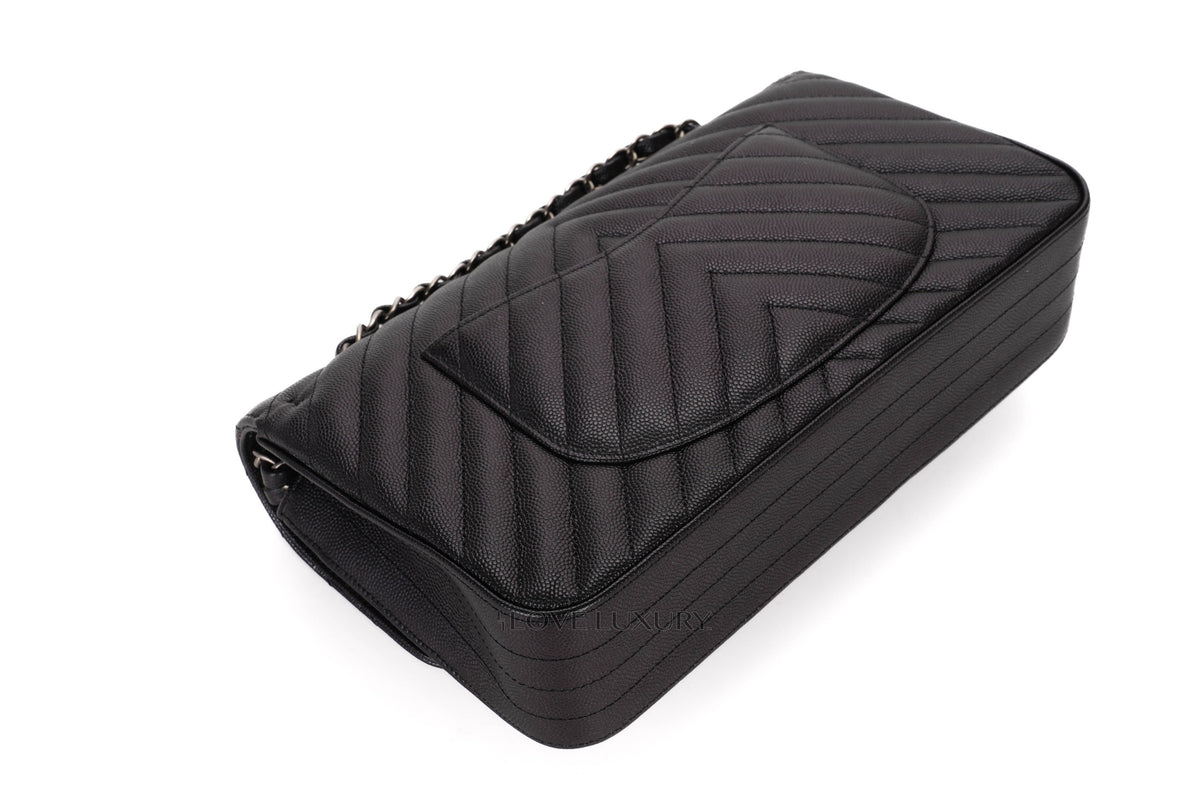 Chanel Medium Bag Chevron Black Iridescent Caviar Ruthenium Hardware - view 14